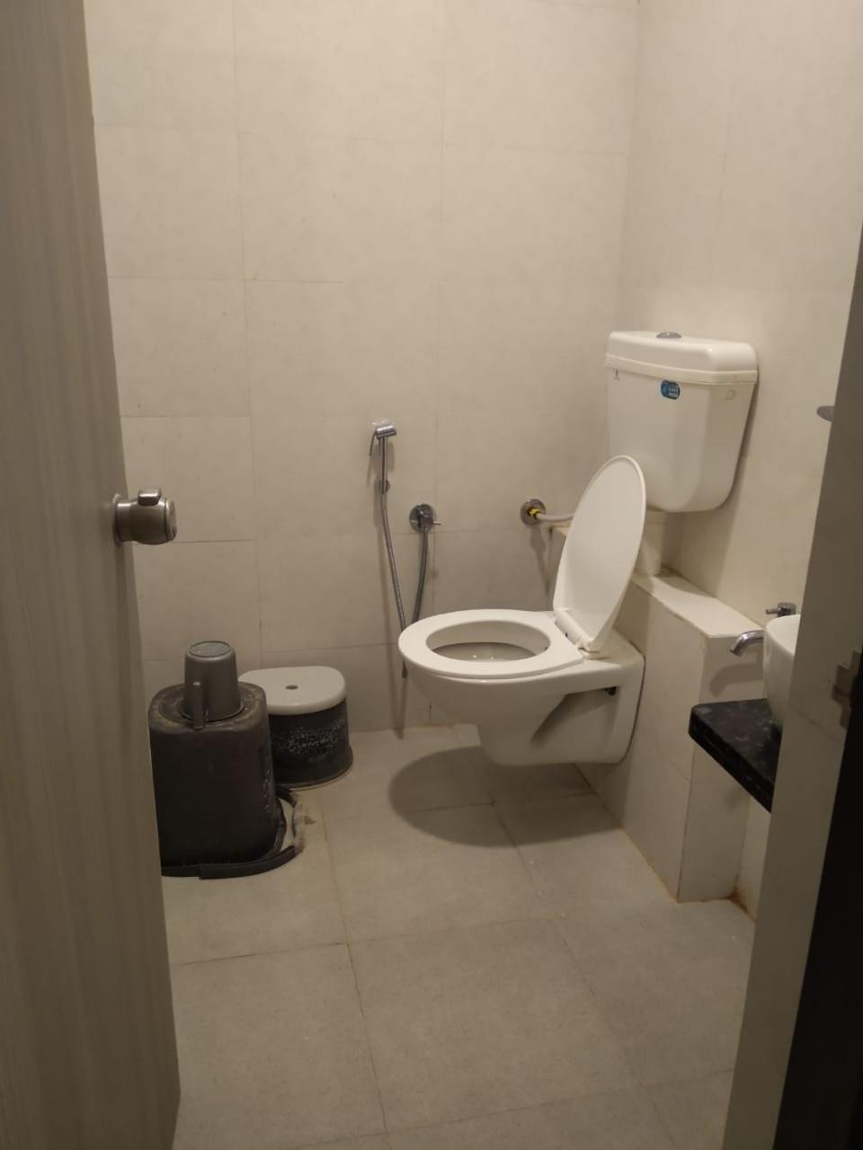 Hotel Selfie Inn Ahmadabad Zewnętrze zdjęcie