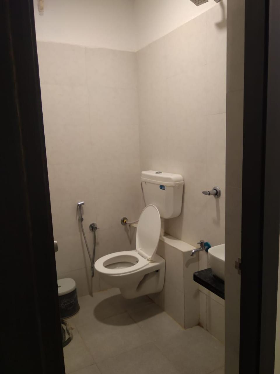 Hotel Selfie Inn Ahmadabad Zewnętrze zdjęcie