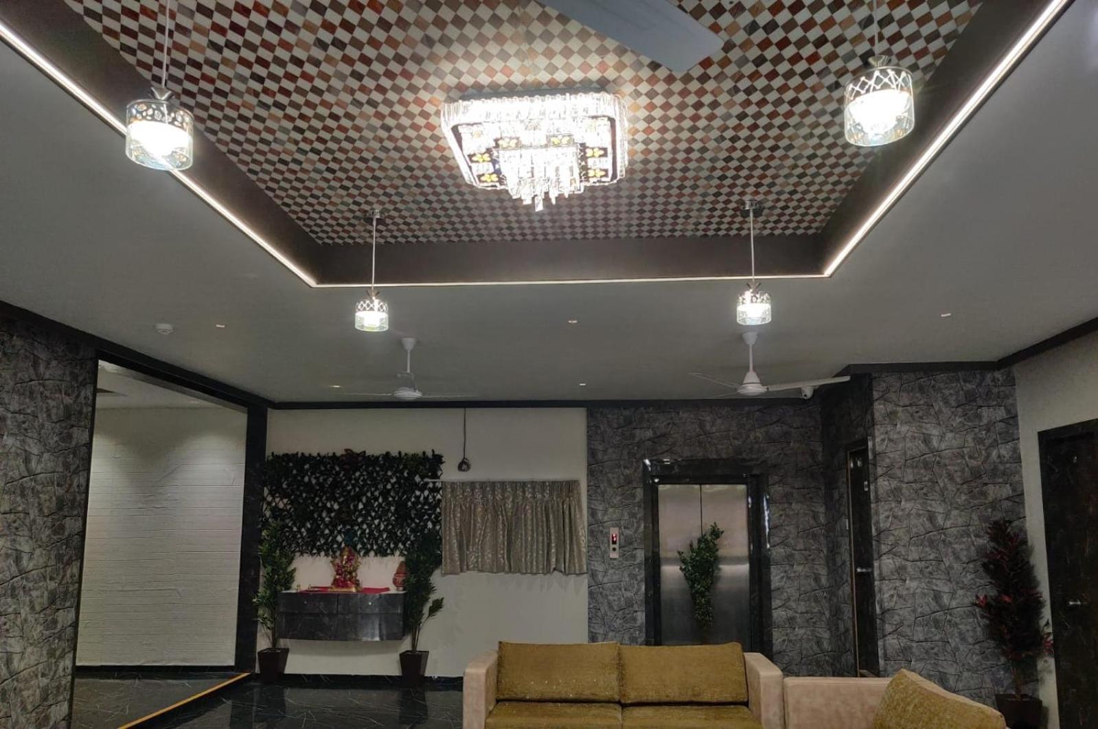 Hotel Selfie Inn Ahmadabad Zewnętrze zdjęcie