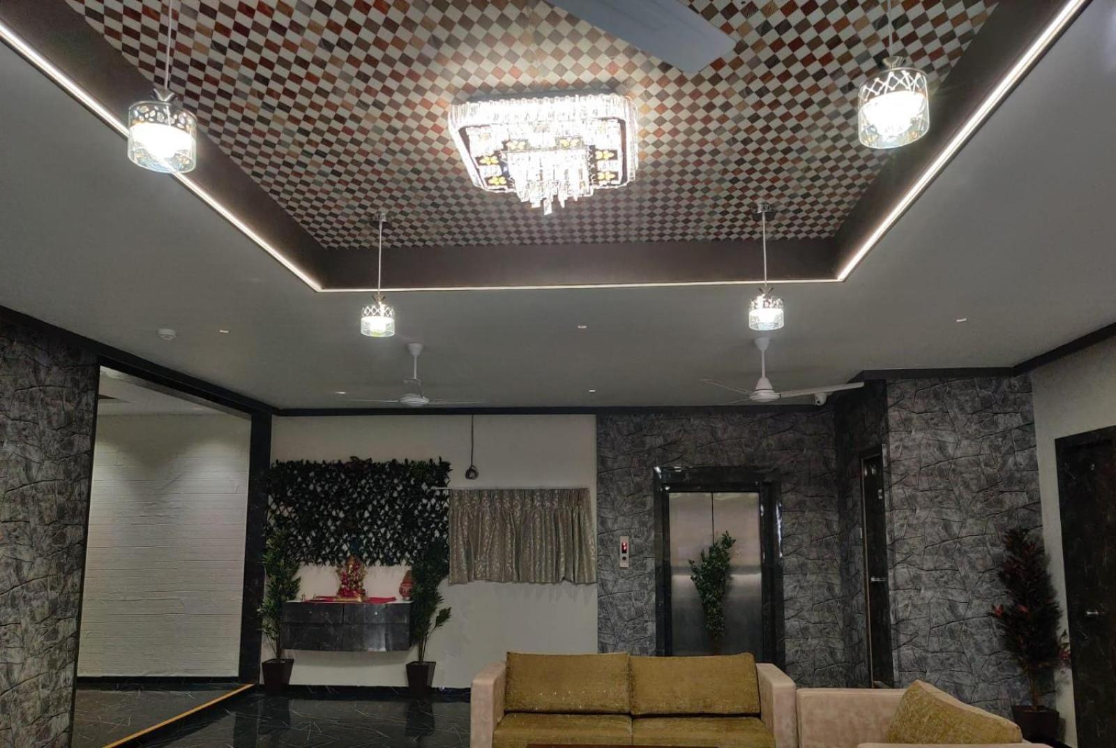 Hotel Selfie Inn Ahmadabad Zewnętrze zdjęcie